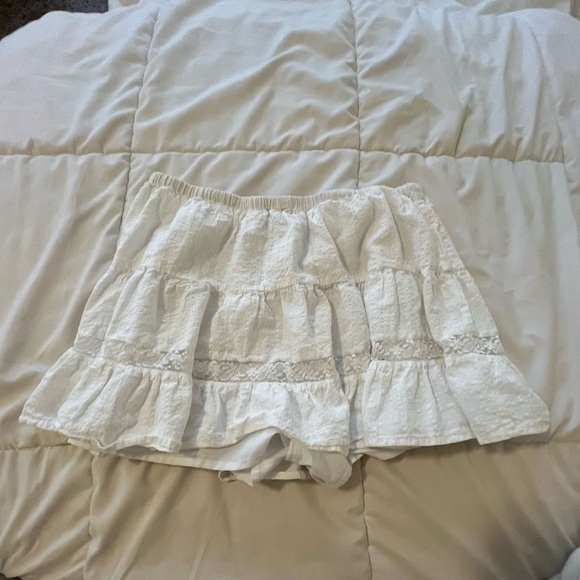 PacSun White Mini Skirt - Picture 2 of 5